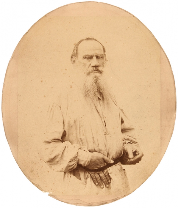 Фотография: Портрет Льва Толстого. [1895].