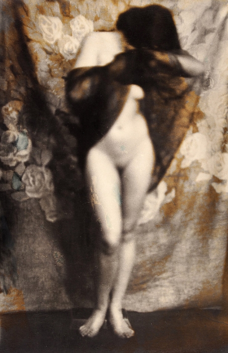 Фотография: Актриса / фот. А. Гринберг. [М., 1920-е гг.] .
