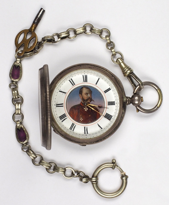 Карманные часы с портретом Александра II. Швейцария, последняя четверть XIX века. Серебро, литье, монтировка.