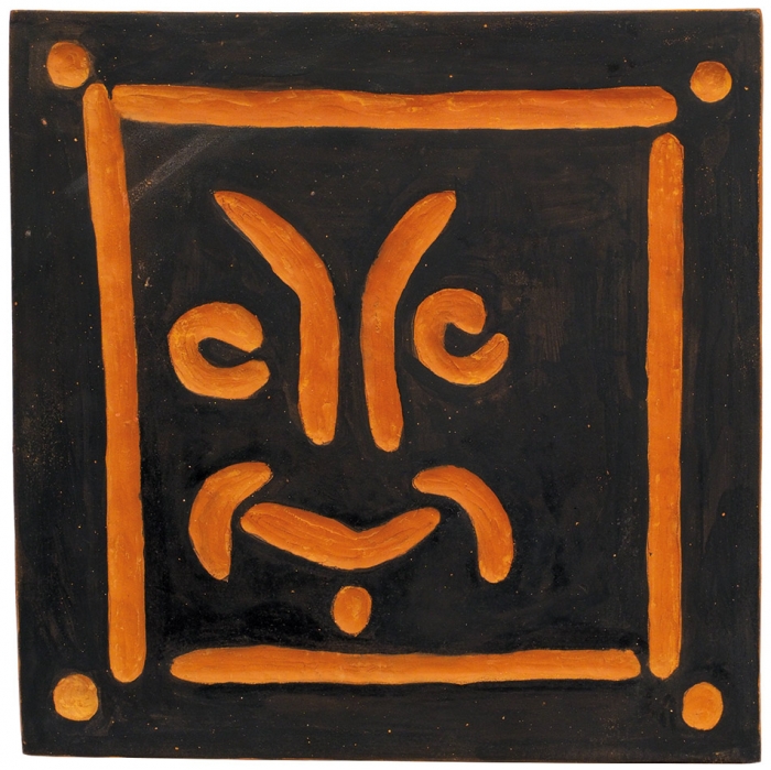 Пласт «Лицо». Автор Пикассо Пабло (Pablo Picasso) (1881–1973) Экземпляр 52 из 200. Конец 1960-х. Керамика. Размер 21,5x21,5 см.